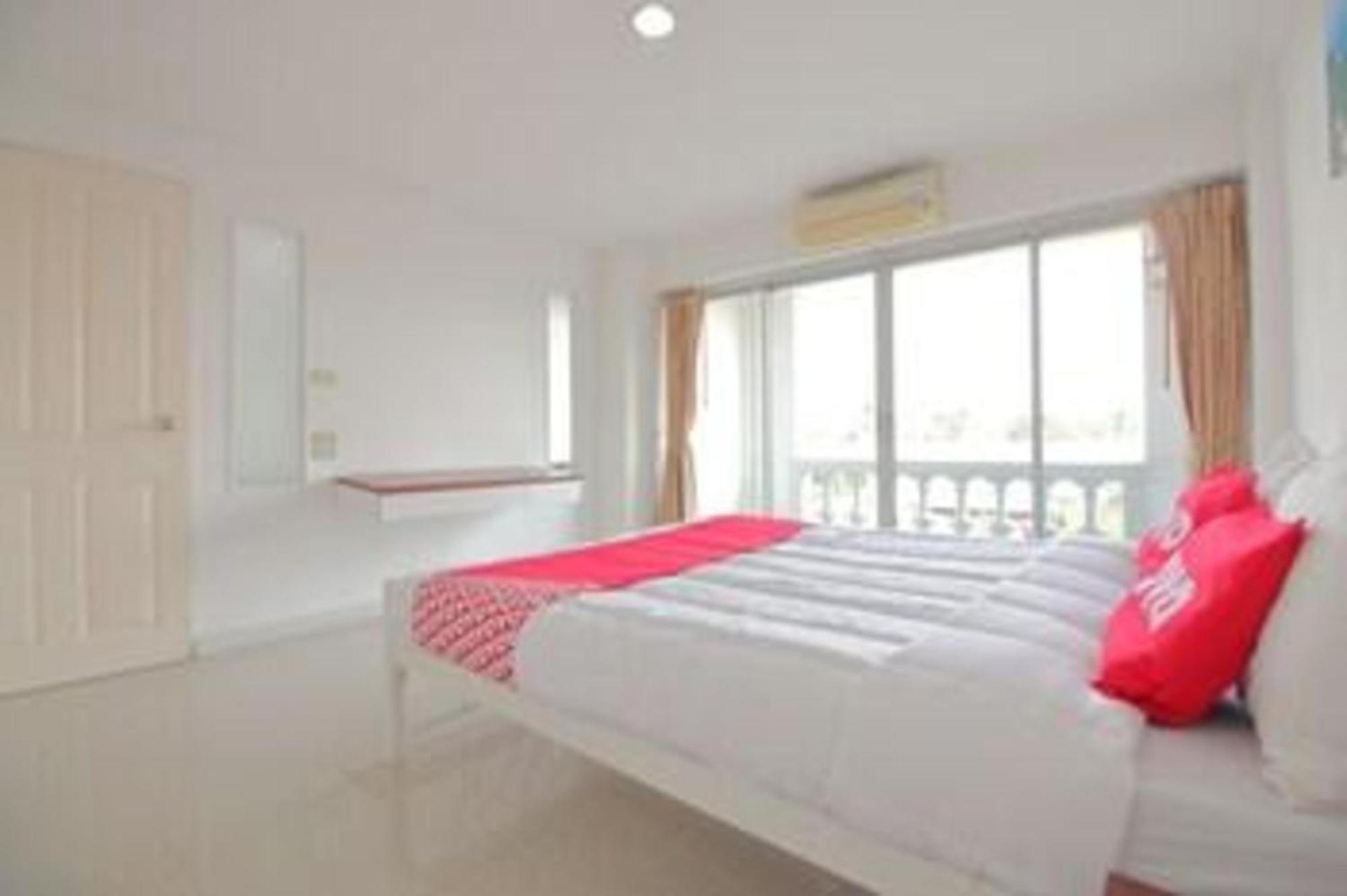 Oyo 498 Ladawan 3* Bangkok