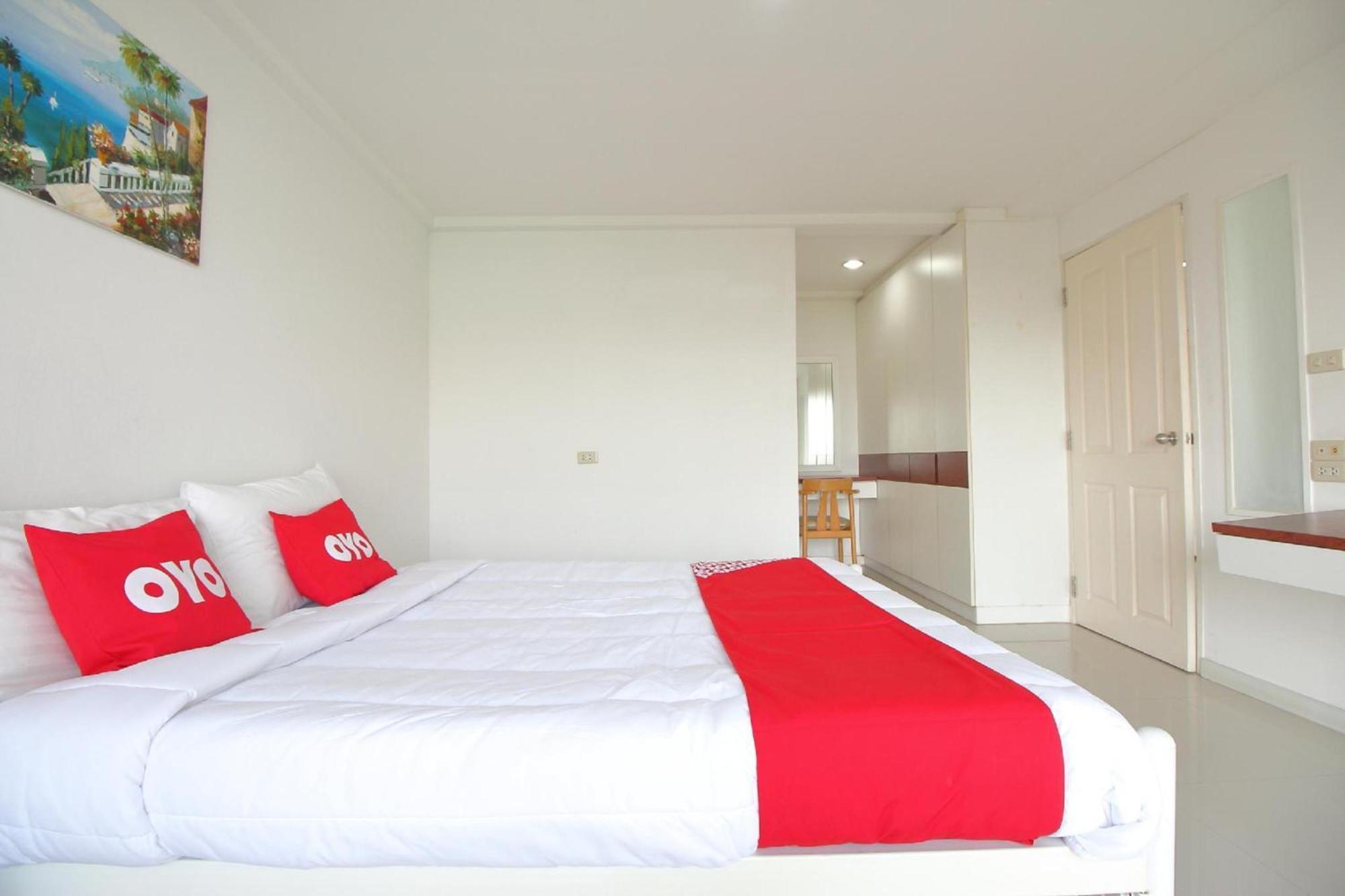 Hotel Oyo 498 Ladawan