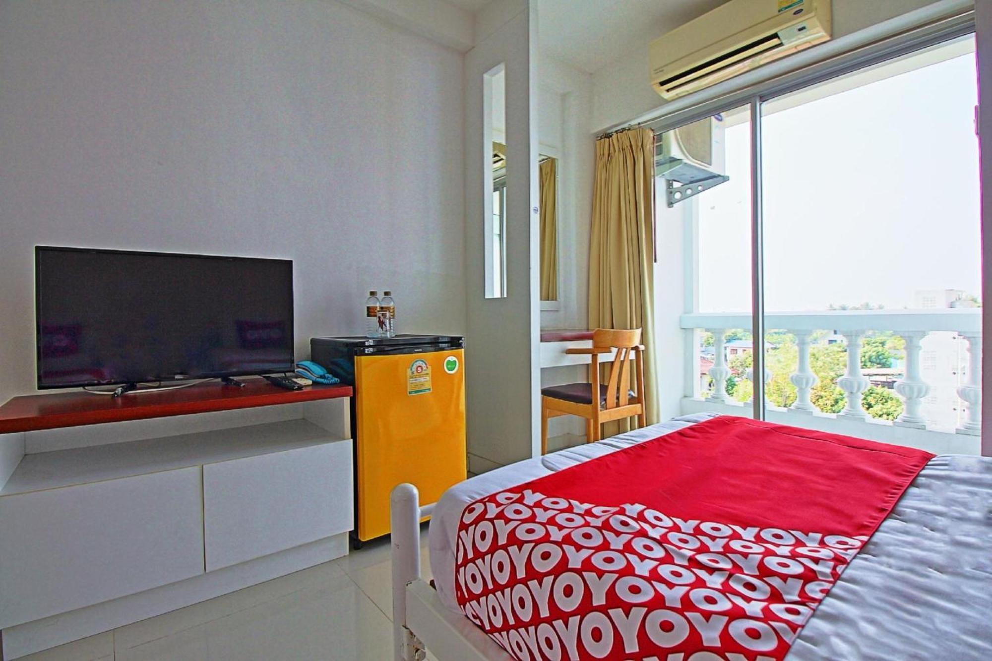 Hotel Oyo 498 Ladawan Bangkok